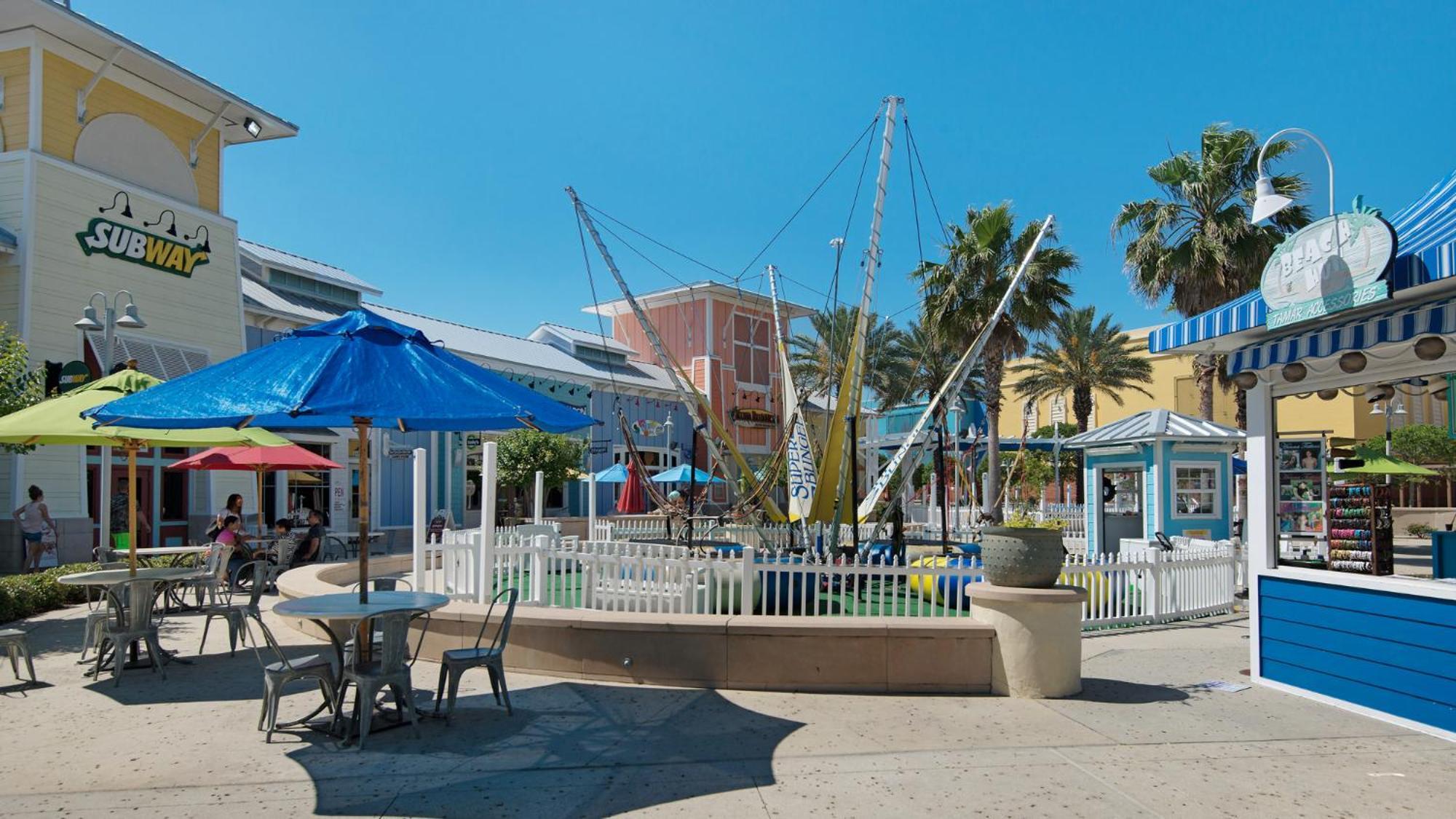 Laketown Wharf 1416! Holiday home